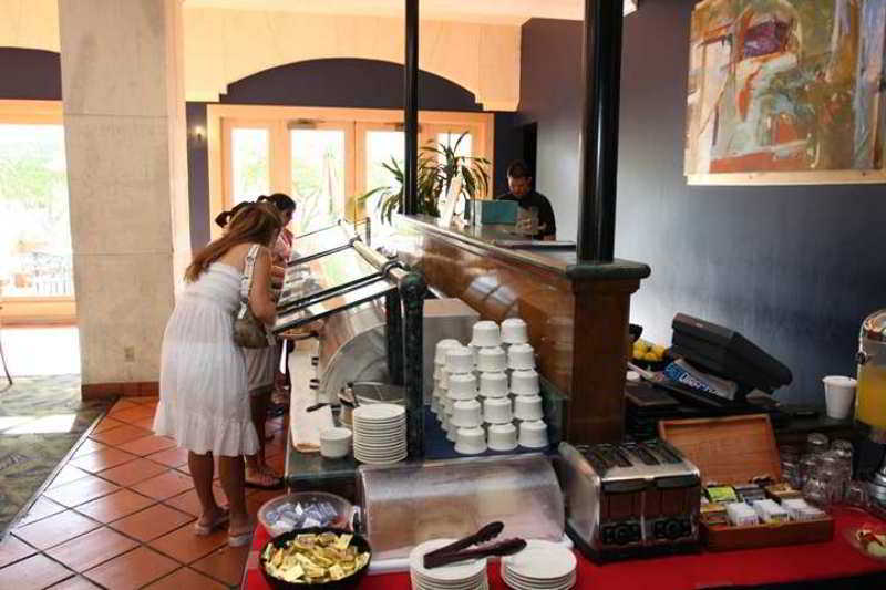 Doubletree By Hilton San Antonio Downtown Hotel Restaurant photo